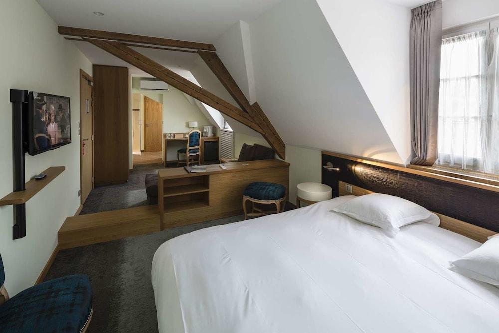 L'Auberge Du Cheval Blanc Et Spa Lembach Bagian luar foto