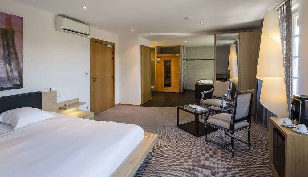L'Auberge Du Cheval Blanc Et Spa Lembach Bagian luar foto