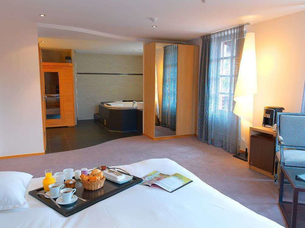 L'Auberge Du Cheval Blanc Et Spa Lembach Bagian luar foto